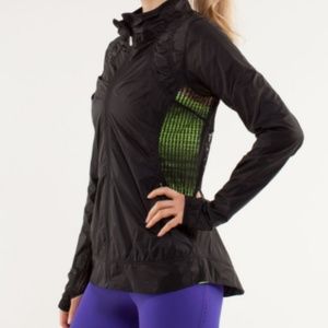 NWT Lululemon Run: Nothin' To Hide Jacket. Size 6